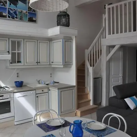 3 Etoiles Des Ecuries De L'abbaye Hébergement de vacances