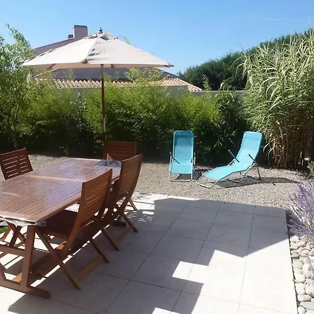 3 Etoiles Des Ecuries De L'abbaye *