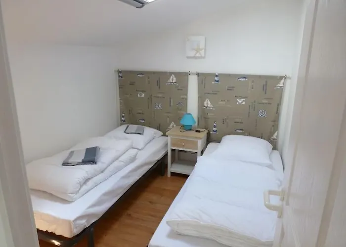 3 Etoiles Des Ecuries De L'abbaye * Saint-Jean-dʼOrbetiers